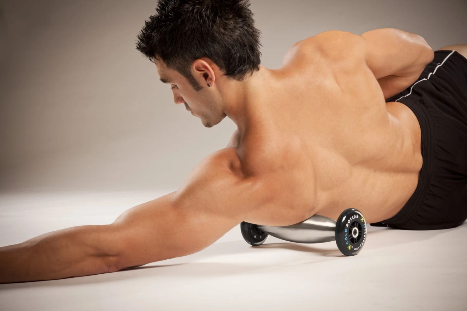 Rodillo Miofascial Trigger Point Cold - Fitshop Rodillo Miofascial Trigger Point Cold - Fitshop -Deporte Fitness Tienda 4 cold roller lats 1600