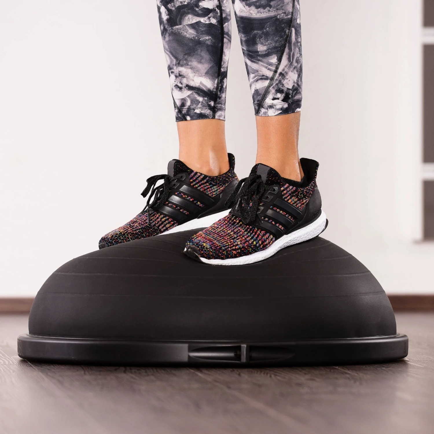 BOSU Balance Trainer Pro Edition - Fitshop BOSU Balance Trainer Pro Edition - Fitshop -Deporte Fitness Tienda BOSU Balance Trainer Pro Black 3 1600