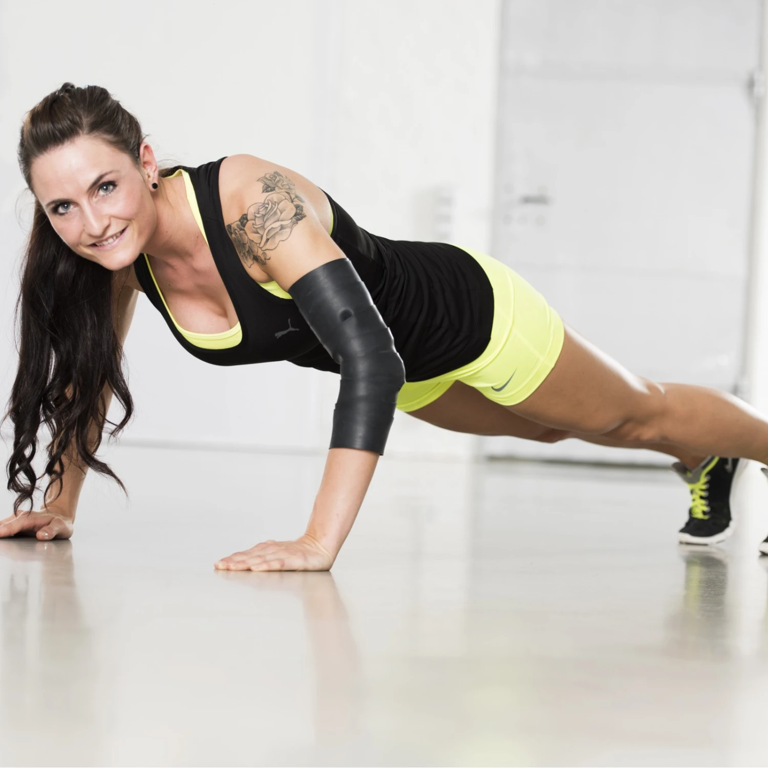 Flossband ARTZT Vitality - Fitshop Flossband ARTZT Vitality - Fitshop -Deporte Fitness Tienda artzt vitality flossband schwarz 03 1600