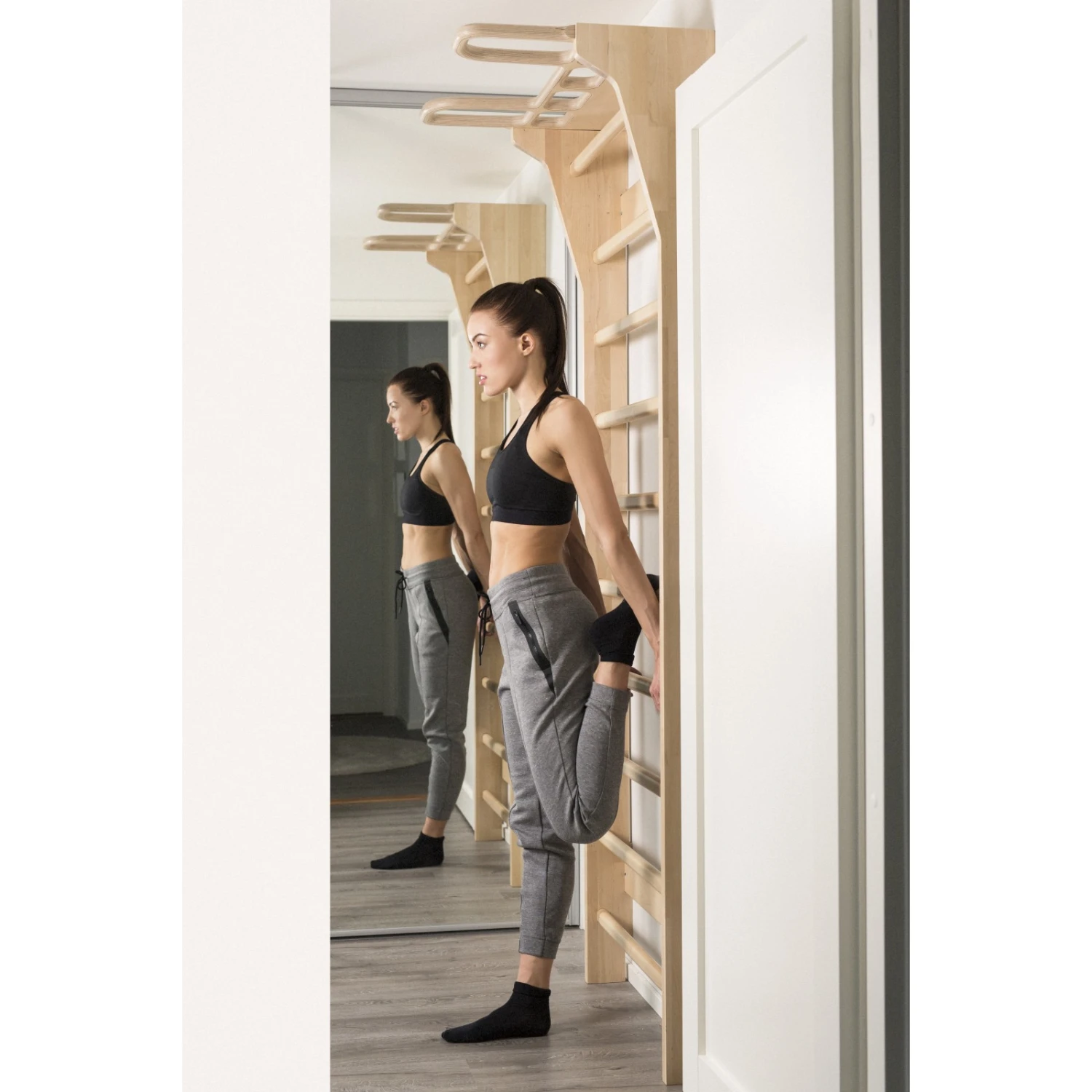 Espaldera de Gimnasia FitWood Aarni - Fitshop Espaldera De Gimnasia FitWood Aarni - Fitshop -Deporte Fitness Tienda fitwood action 2 1600